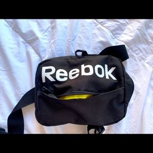 Reebok unisex small messenger bag.